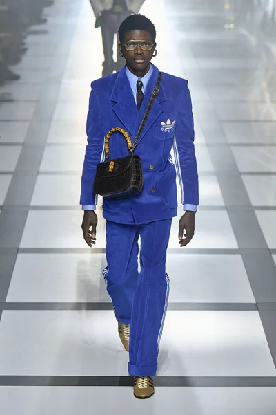Look 7